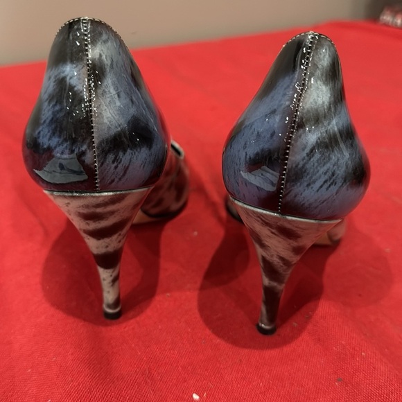 ANTONIO MELANI Black and Gray Patterned Heels - Picture 4 of 5